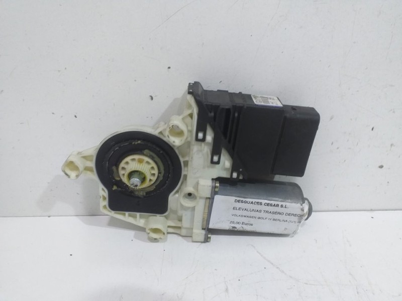Recambio de elevalunas trasero derecho para volkswagen golf iv berlina (1j1) highline referencia OEM IAM 1J4839730  
