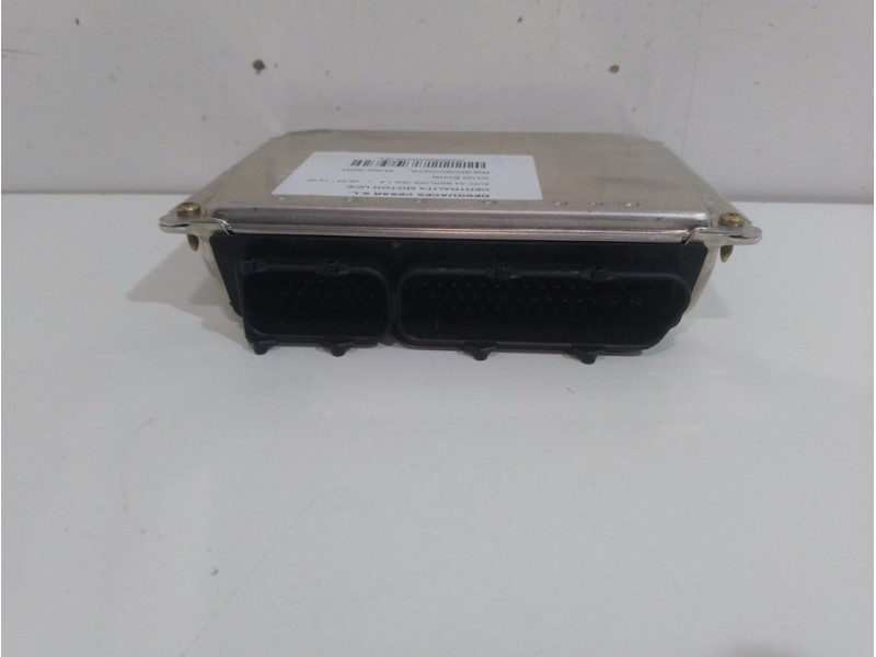 Recambio de centralita motor uce para audi a4 berlina (b5) 1.8 referencia OEM IAM 8D0907557S  