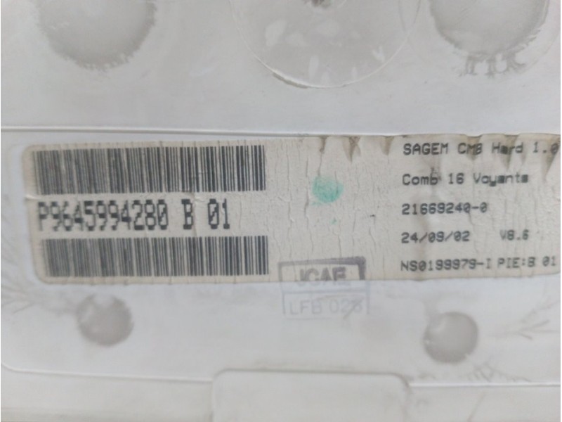 Recambio de cuadro instrumentos para citroën c3 1.4 sx referencia OEM IAM P9645994280  
