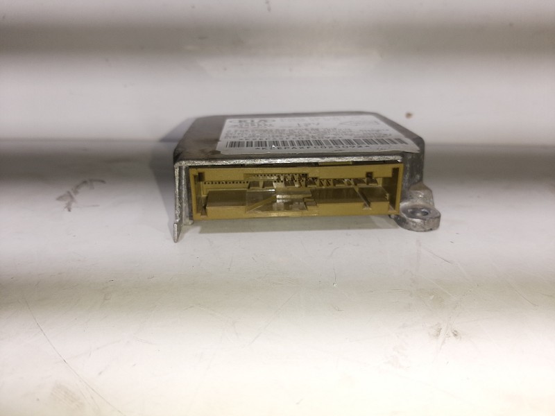 Recambio de centralita airbag para kia carnival ii 2.9 crdi lx referencia OEM IAM 0K54B677F0A  