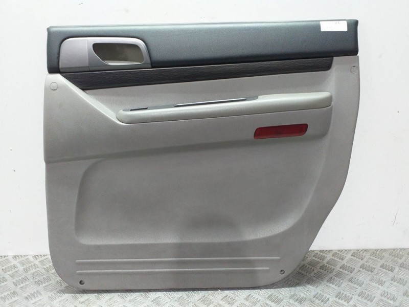 Recambio de tapizado trasero derecho para ssangyong rodius xdi limited referencia OEM IAM 7320221205ACX  