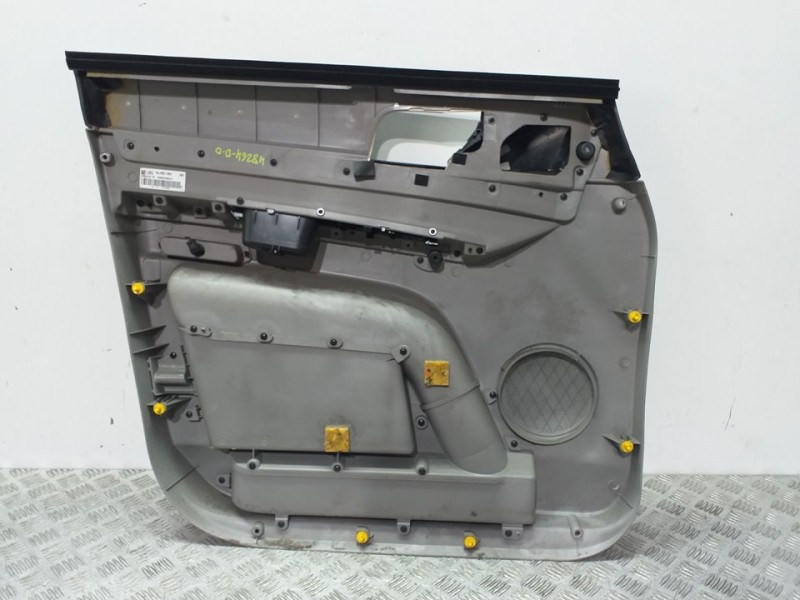 Recambio de tapizado delantero derecho para ssangyong rodius xdi limited referencia OEM IAM   