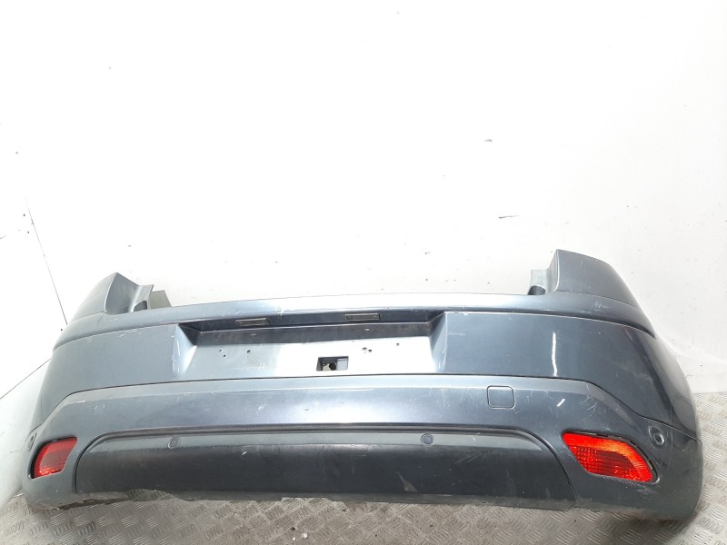 Recambio de paragolpes trasero para citroën c4 berlina sx referencia OEM IAM 7013W0 GRIS 