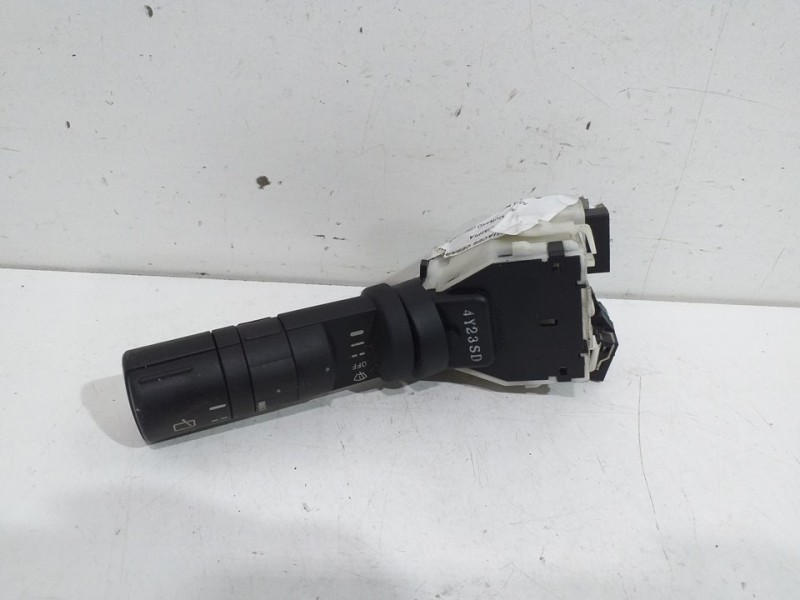 Recambio de mando limpia para nissan murano (z50) básico referencia OEM IAM 4Y23SD  