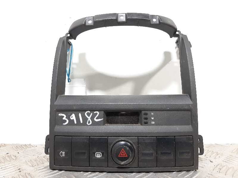 Recambio de warning para kia sorento 2.5 crdi ex referencia OEM IAM 847603E100  