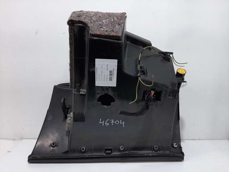 Recambio de guantera para peugeot 407 st sport referencia OEM IAM 8914CR  