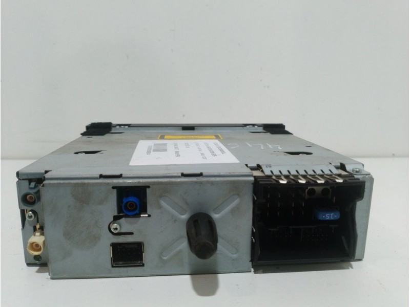 Recambio de sistema navegacion gps para citroën c3 1.4 sx plus referencia OEM IAM 96661984XT  