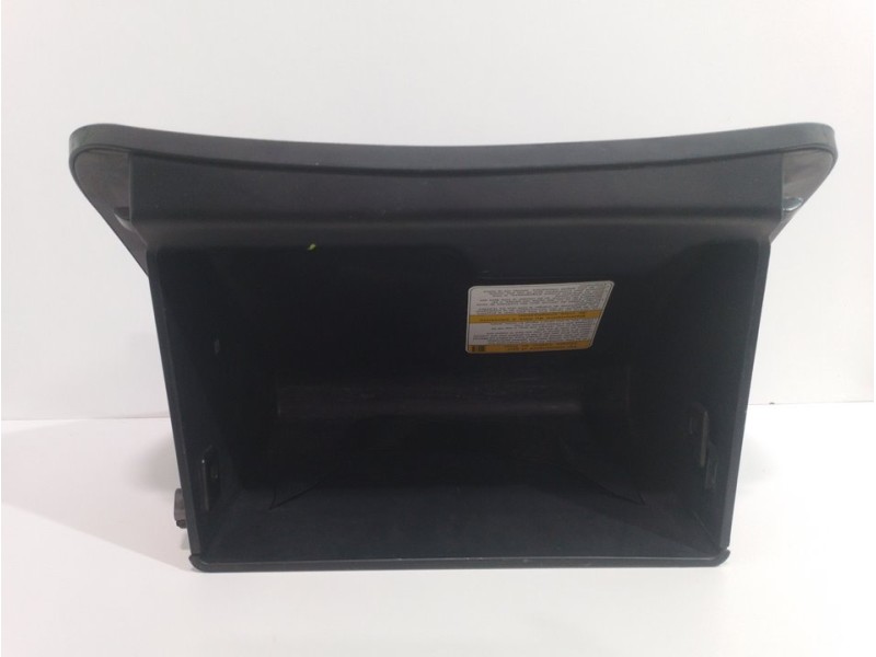 Recambio de guantera para kia sportage concept referencia OEM IAM KM84501A  