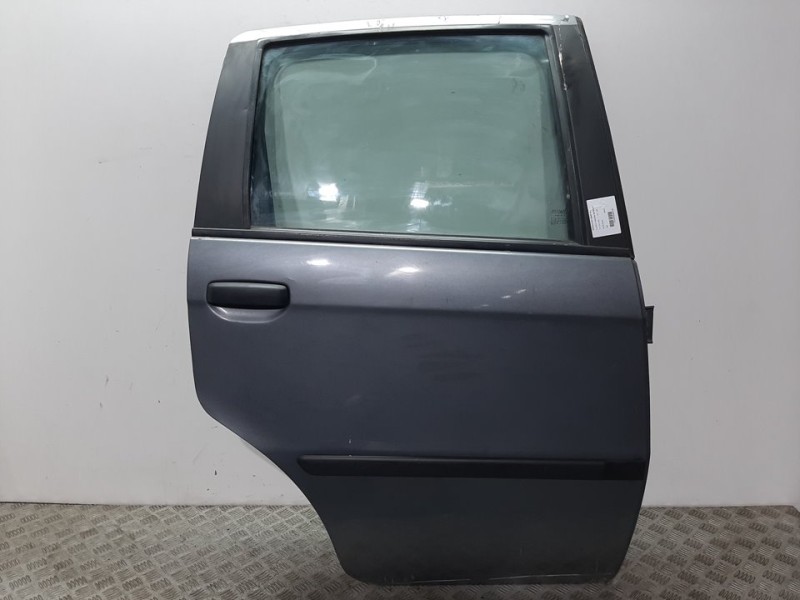 Recambio de puerta trasera derecha para fiat idea (135) referencia OEM IAM  GRIS 