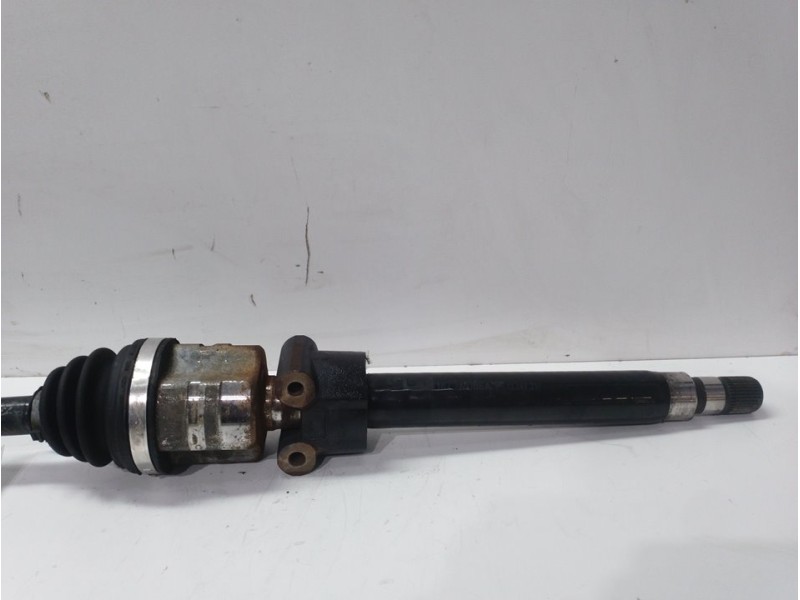 Recambio de transmision delantera derecha para opel meriva cosmo referencia OEM IAM 13159534  