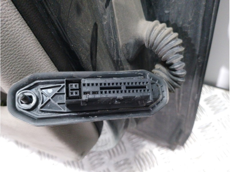 Recambio de puerta trasera izquierda para bmw serie 1 berlina (e81/e87) 118i referencia OEM IAM 41527191017  