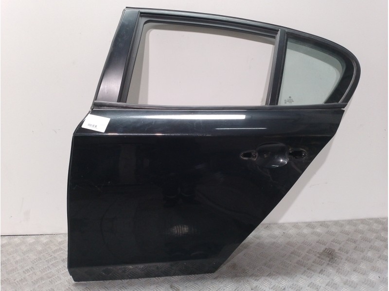 Recambio de puerta trasera izquierda para bmw serie 1 berlina (e81/e87) 118i referencia OEM IAM 41527191017  