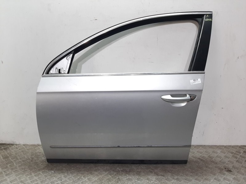 Recambio de puerta delantera izquierda para volkswagen passat berlina (3c2) edition plus referencia OEM IAM 3C4831055J PLATA 