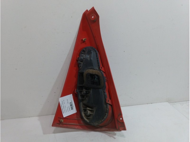 Recambio de piloto trasero derecho para peugeot 107 básico referencia OEM IAM 6351X6  