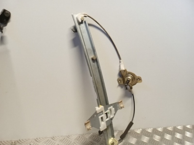 Recambio de elevalunas trasero izquierdo para hyundai trajet (fo) 2.0 crdi gls referencia OEM IAM   