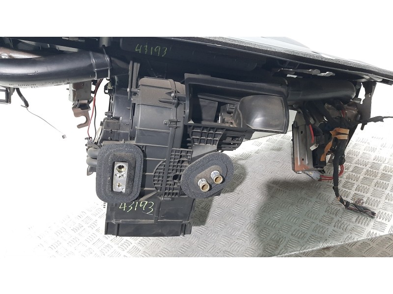 Recambio de salpicadero para renault clio iii authentique referencia OEM IAM   
