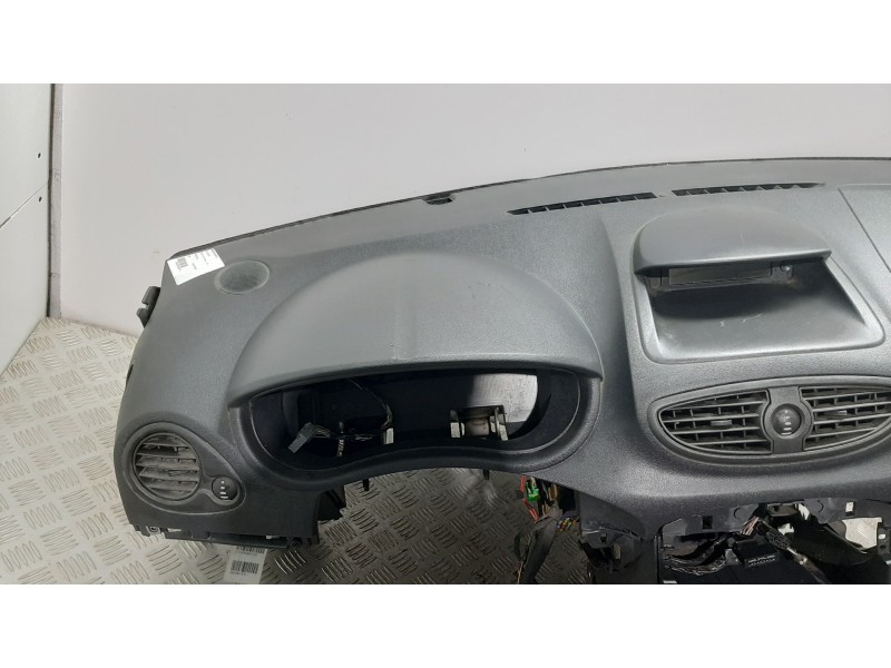 Recambio de salpicadero para renault clio iii authentique referencia OEM IAM   