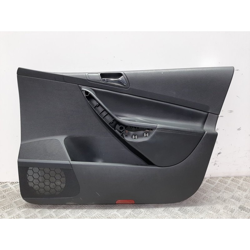 Recambio de guarnecido puerta delantera derecha para volkswagen passat berlina (3c2) edition plus referencia OEM IAM 3C1867012  