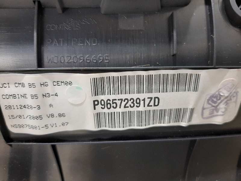 Recambio de cuadro instrumentos para citroën c4 berlina vtr plus referencia OEM IAM 96572391ZD  