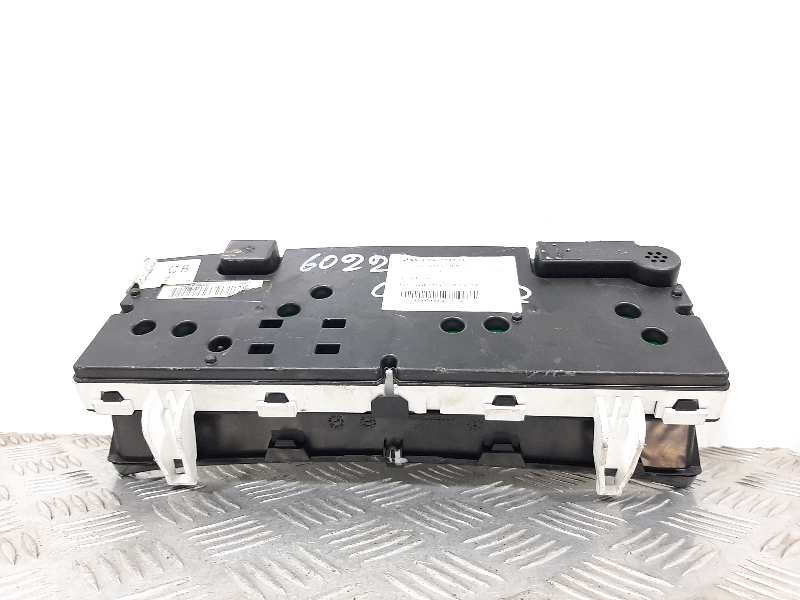 Recambio de cuadro instrumentos para toyota corolla (e12) 1.4 d-4d luna compact referencia OEM IAM 110080288002  