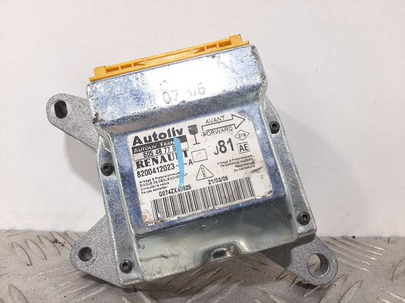 Recambio de centralita airbag para renault espace iv (jk0) dynamique referencia OEM IAM 8200412023A  