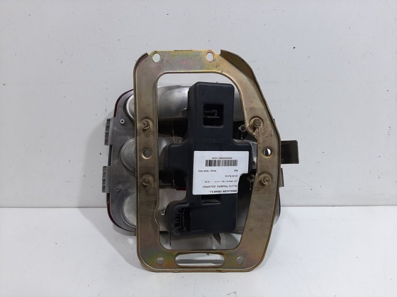 Recambio de piloto trasero izquierdo para fiat brava (182) 1.9 d s referencia OEM IAM 37210751  