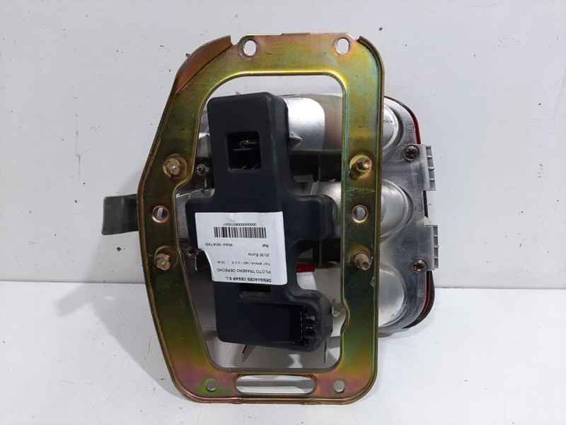 Recambio de piloto trasero derecho para fiat brava (182) 1.9 d s referencia OEM IAM 37200751  