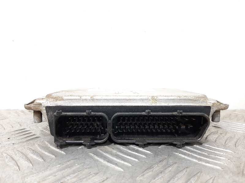 Recambio de centralita motor uce para seat ibiza (6k1) select referencia OEM IAM 6K0906032Q 0261206836 