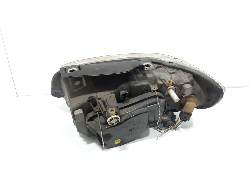 Recambio de faro derecho para seat ibiza (6k1) select referencia OEM IAM 6K1941044A  