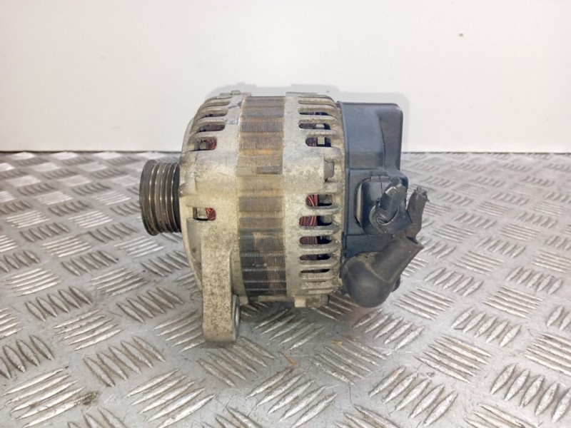 Recambio de alternador para kia carnival ii 2.5 v6 ex referencia OEM IAM 0K55918300  110 AMP