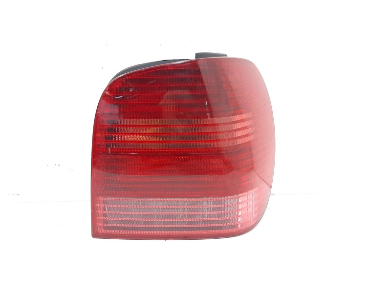 Recambio de piloto trasero derecho para volkswagen polo berlina (6n2) trendline referencia OEM IAM 6N0945096H  