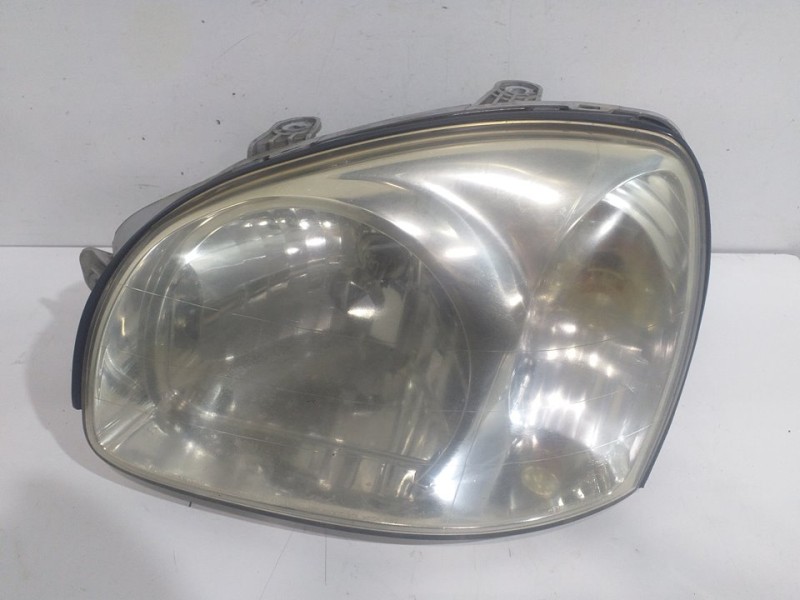 Recambio de faro izquierdo para hyundai santa fe (sm) 2.4 gls referencia OEM IAM 2357NA  