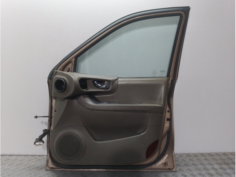 Recambio de puerta delantera derecha para hyundai santa fe (sm) 2.4 gls referencia OEM IAM  CHAMPAGNE 