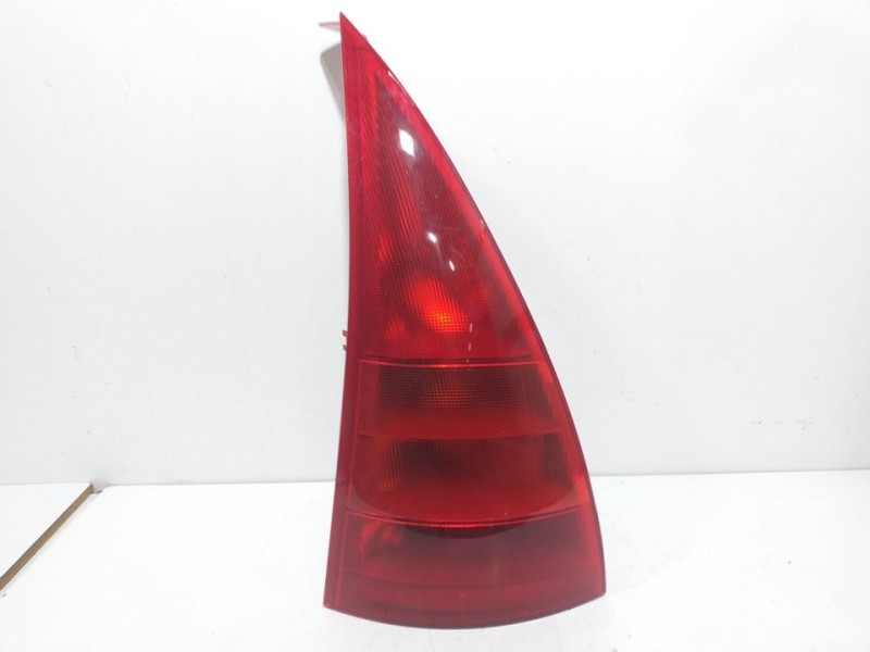 Recambio de piloto trasero izquierdo para citroën c3 1.4 sx plus referencia OEM IAM 085521914  