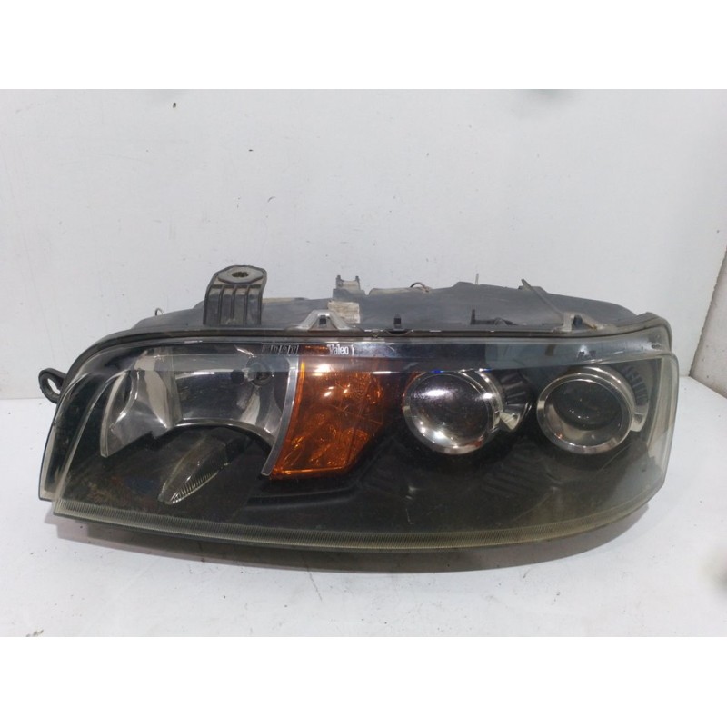 Recambio de faro izquierdo para fiat punto berlina (188) 1.2 16v elx referencia OEM IAM 89100449  