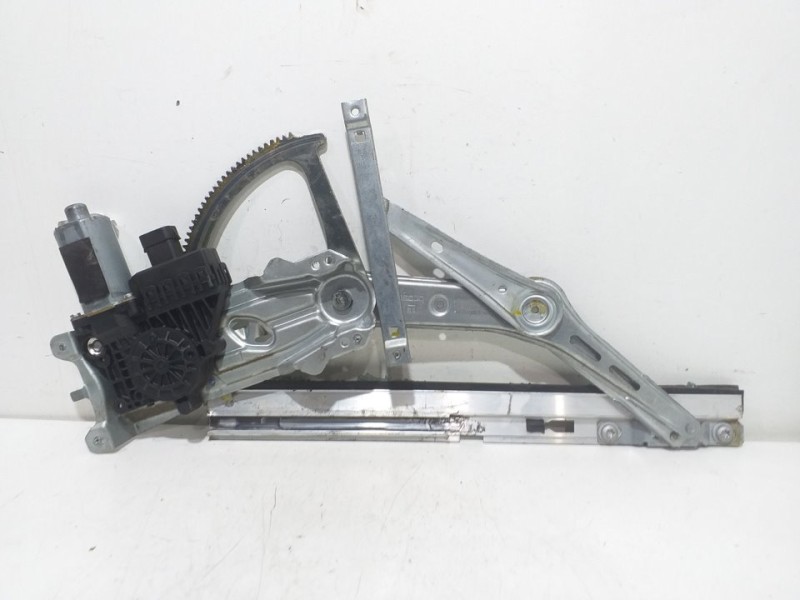 Recambio de elevalunas delantero izquierdo para opel astra h berlina enjoy referencia OEM IAM 13100417 6 PINES 