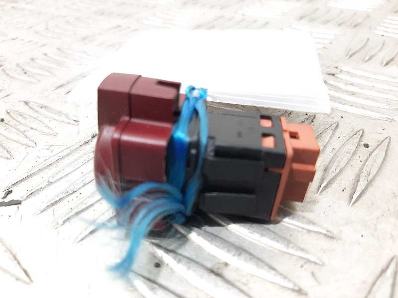 Recambio de warning para citroën c4 berlina referencia OEM IAM 96480877KR  