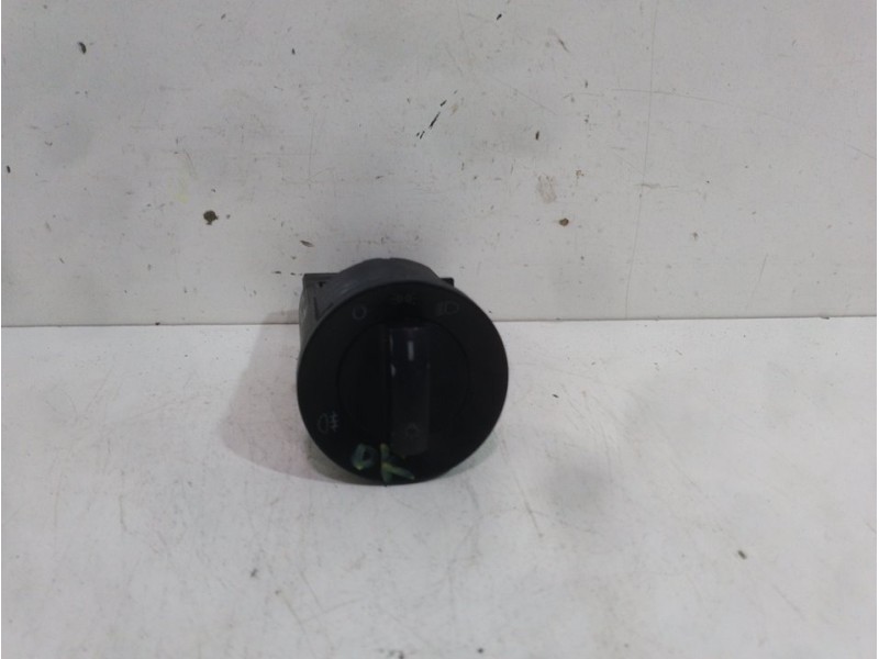 Recambio de mando luces para volkswagen polo (9n1) highline referencia OEM IAM 6R0941531F   Recambio de mando luces para volkswagen polo (9n1) highline referencia OEM IAM 6R0941531F