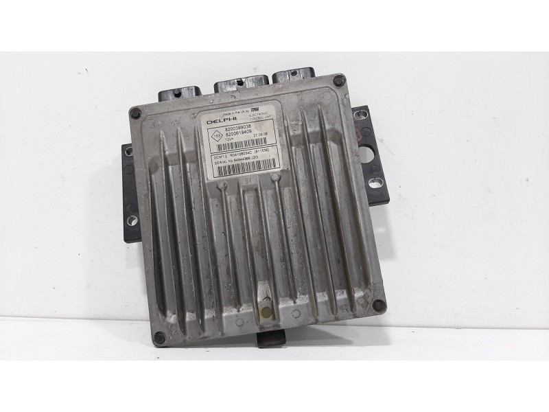 Recambio de centralita motor uce para renault clio iii confort dynamique referencia OEM IAM 8200399038 8200619409 