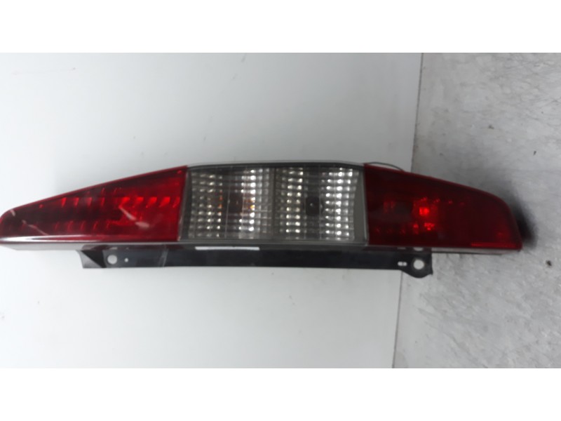 Recambio de piloto trasero derecho para fiat doblo (119) 1.9 d elx referencia OEM IAM   