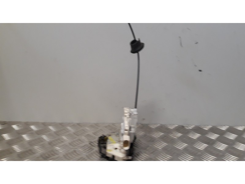 Recambio de cerradura puerta delantera derecha para audi a4 avant (8e) 2.5 tdi referencia OEM IAM 8E1837016  