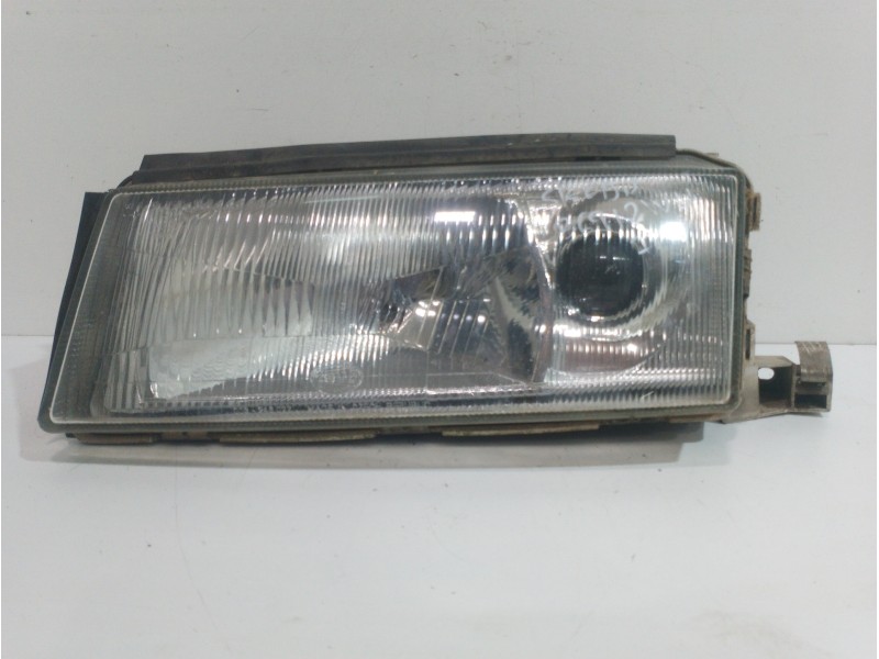 Recambio de faro izquierdo para skoda octavia berlina (1u2) 1.9 tdi glx referencia OEM IAM 1U1941017A  