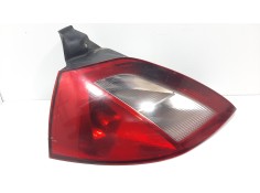 Recambio de piloto trasero izquierdo para renault megane ii berlina 5p confort authentique referencia OEM IAM 8200073236  