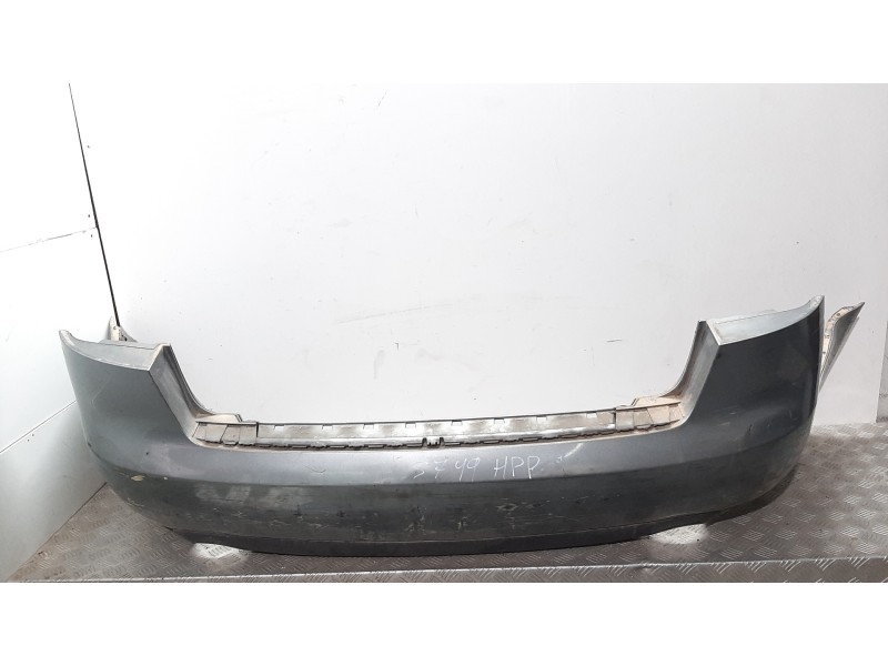 Recambio de paragolpes trasero para audi a4 avant (8e) 2.5 tdi referencia OEM IAM  PLATA 