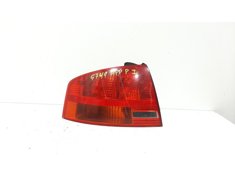 Recambio de piloto trasero izquierdo para audi a4 avant (8e) 2.5 tdi referencia OEM IAM   