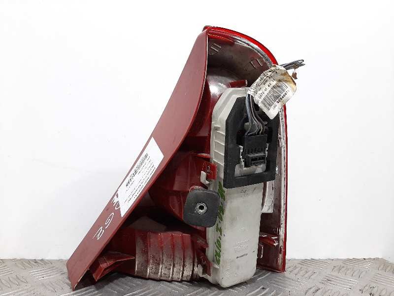 Recambio de piloto trasero izquierdo para renault clio ii fase ii (b/cb0) extreme referencia OEM IAM 8200917488  