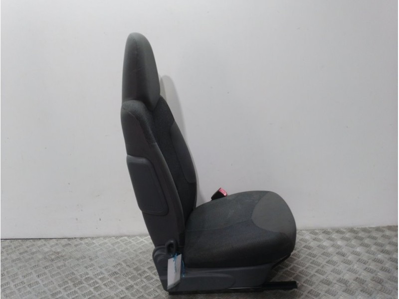 Recambio de asiento delantero derecho para peugeot 107 básico referencia OEM IAM   