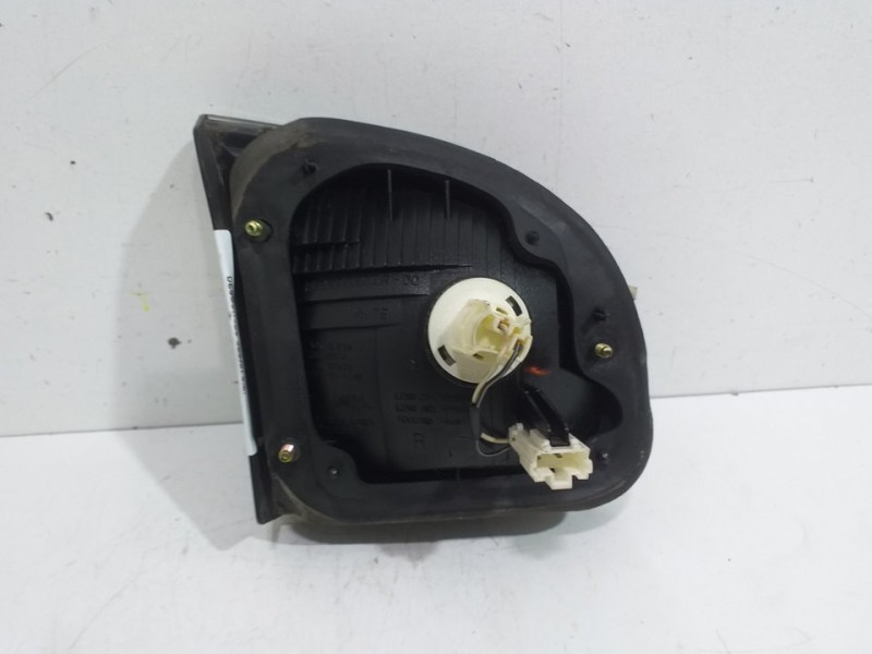 Recambio de piloto porton trasero derecho para daewoo lanos cool referencia OEM IAM   