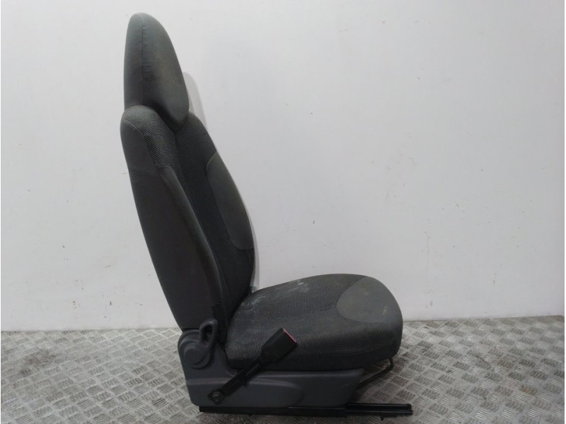 Recambio de asiento delantero izquierdo para peugeot 107 básico referencia OEM IAM   