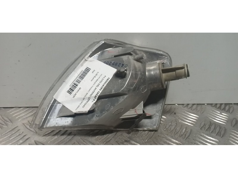 Recambio de piloto delantero derecho para volkswagen passat berlina (3b2) básico referencia OEM IAM   